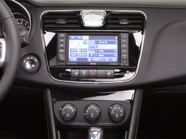 2011 Chrysler 200 Limited