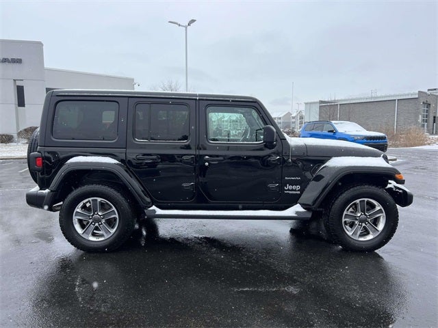 2022 Jeep Wrangler Unlimited Sahara 4x4