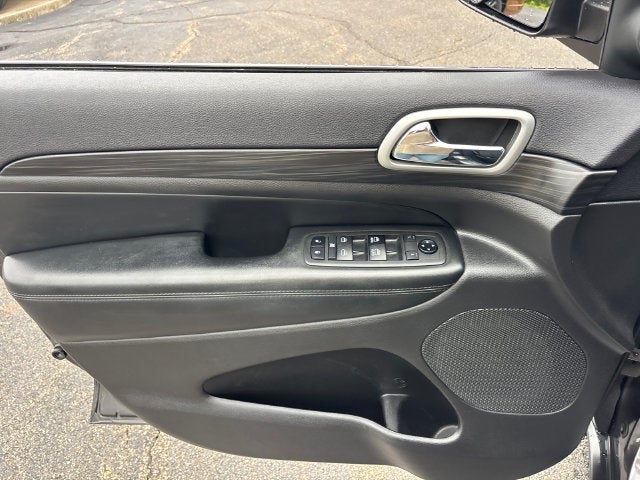 2019 Jeep Grand Cherokee Laredo E