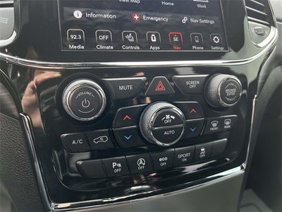 2021 Jeep Grand Cherokee Laredo X 4x4