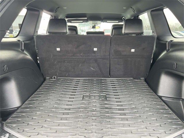 2021 Jeep Grand Cherokee Laredo X 4x4