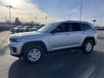 2023 Jeep Grand Cherokee Laredo 4x4