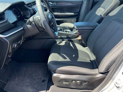 2025 Jeep Grand Cherokee Laredo X