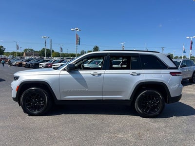 2025 Jeep Grand Cherokee Laredo X