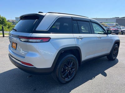 2025 Jeep Grand Cherokee Laredo X