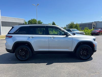 2025 Jeep Grand Cherokee Laredo X
