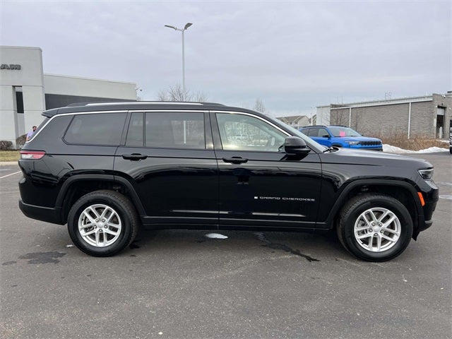 2024 Jeep Grand Cherokee L Laredo 4x4
