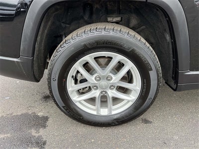 2024 Jeep Grand Cherokee L Laredo 4x4