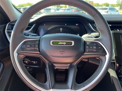 2023 Jeep Grand Cherokee L Laredo 4x4