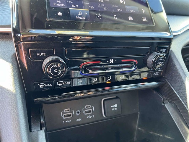 2023 Jeep Grand Cherokee L Laredo 4x4