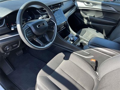 2023 Jeep Grand Cherokee L Laredo 4x4