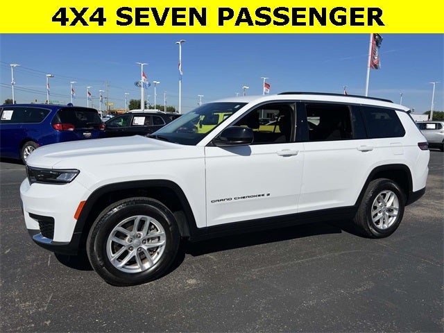 2023 Jeep Grand Cherokee L Laredo 4x4