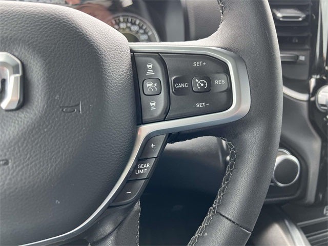 2025 RAM 1500 Big Horn Crew Cab 4x4 5'7' Box