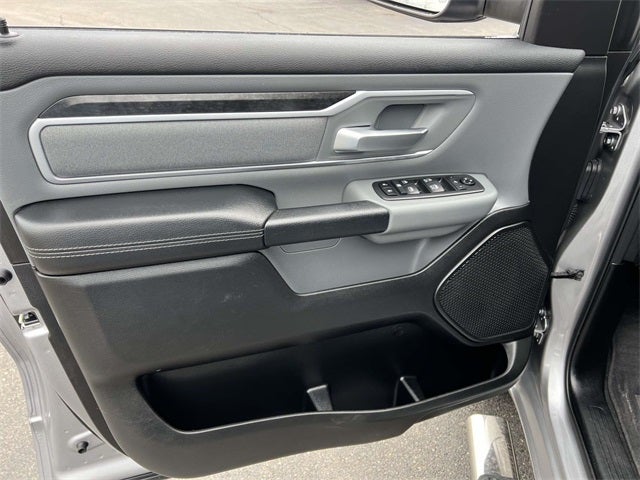 2020 RAM 1500 Big Horn Crew Cab 4x4 5'7' Box