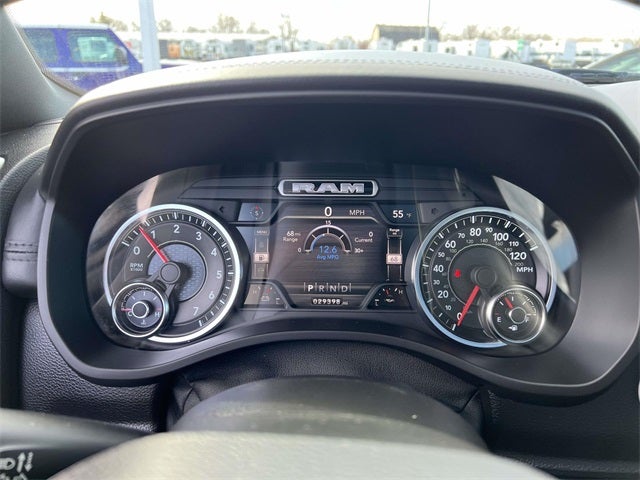 2021 RAM 1500 Big Horn Crew Cab 4x4 5'7' Box