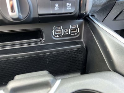 2021 RAM 1500 Big Horn Crew Cab 4x4 5'7' Box