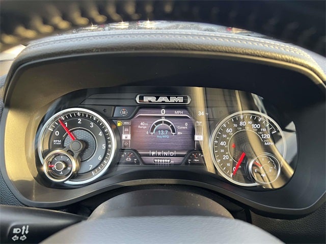 2022 RAM 1500 Laramie Crew Cab 4x4 6'4' Box