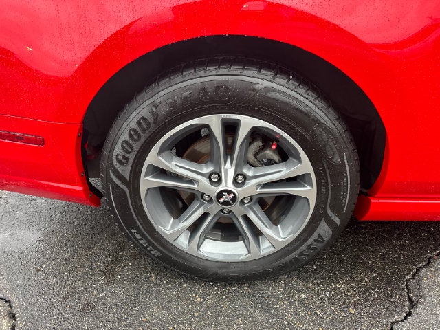 2014 Ford Mustang V6 Premium