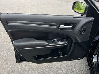 2018 Chrysler 300 Touring