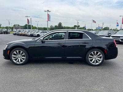 2018 Chrysler 300 Touring