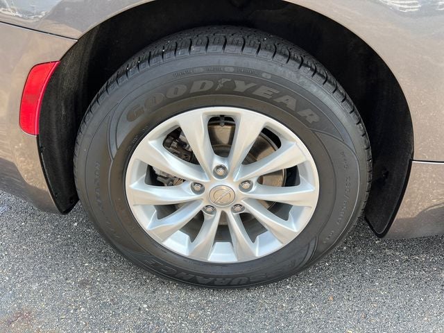 2017 Chrysler Pacifica Touring L