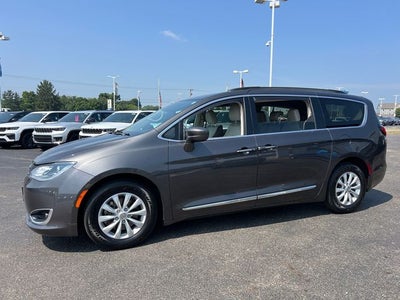2017 Chrysler Pacifica Touring L