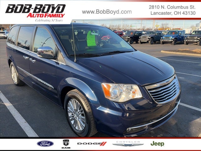 2014 Chrysler Town & Country Touring-L