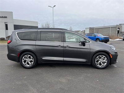 2023 Chrysler Pacifica Limited