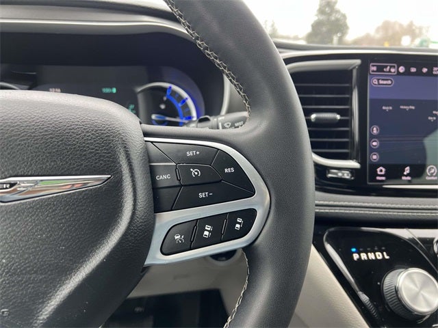 2022 Chrysler Pacifica Hybrid Touring L