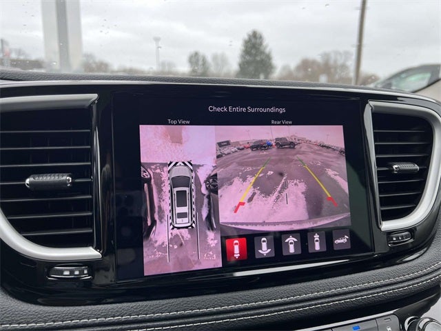 2022 Chrysler Pacifica Hybrid Touring L