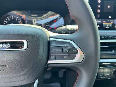 2025 Jeep Compass Trailhawk