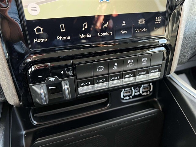 2024 RAM 2500 Laramie Crew Cab 4x4 6'4' Box