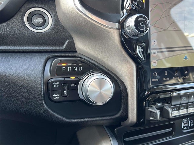 2024 RAM 2500 Laramie Crew Cab 4x4 6'4' Box