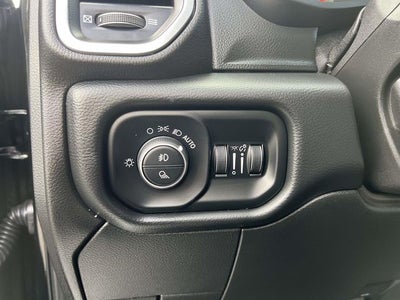 2020 RAM 2500 Laramie Crew Cab 4x4 6'4' Box