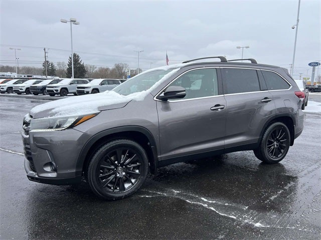 2019 Toyota Highlander SE