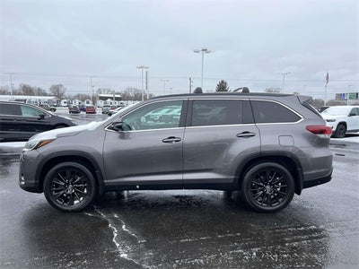 2019 Toyota Highlander SE