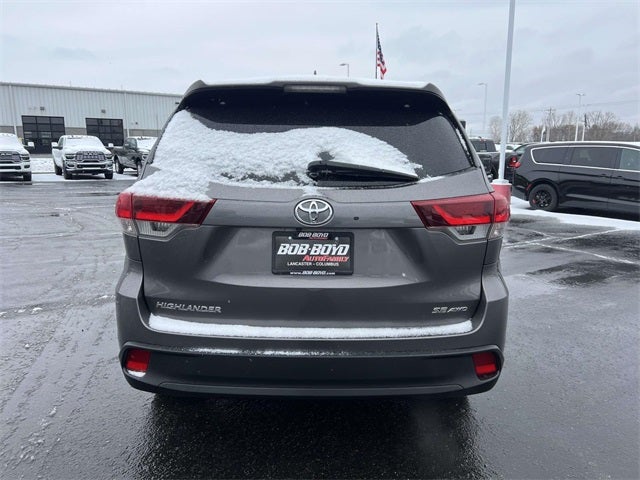 2019 Toyota Highlander SE