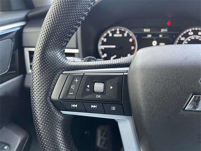 2022 Mitsubishi Outlander Base