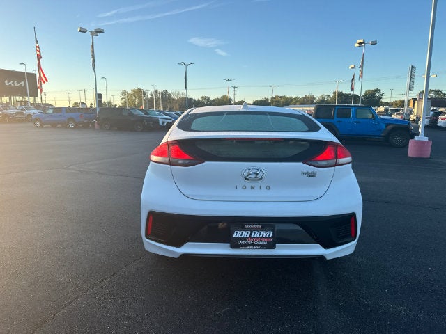 2017 Hyundai Ioniq Hybrid Blue