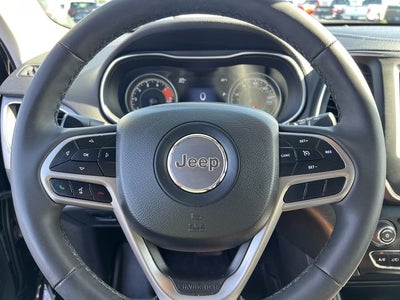 2022 Jeep Cherokee Latitude Lux