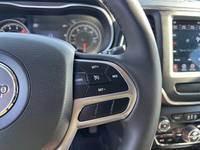 2022 Jeep Cherokee Latitude Lux