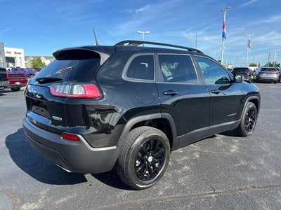 2022 Jeep Cherokee Latitude Lux