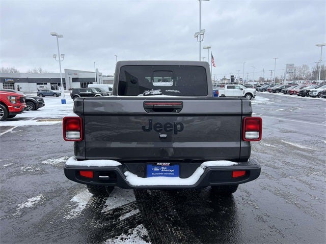 2025 Jeep Gladiator Nighthawk