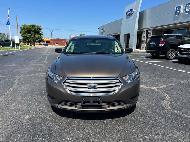 2016 Ford Taurus SE