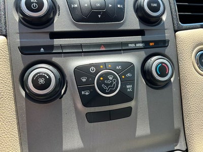 2016 Ford Taurus SE