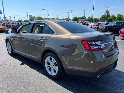 2016 Ford Taurus SE