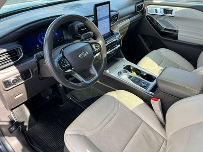 2023 Ford Explorer Platinum