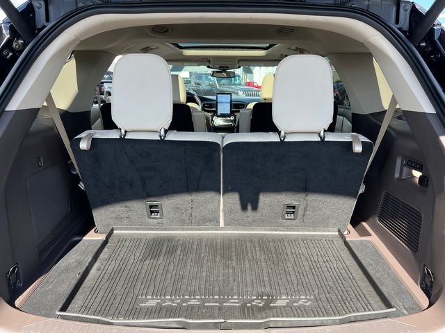 2023 Ford Explorer Platinum
