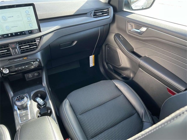 2025 Ford Escape Plug-In Hybrid Base