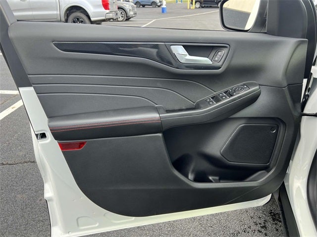 2025 Ford Escape Hybrid ST-Line